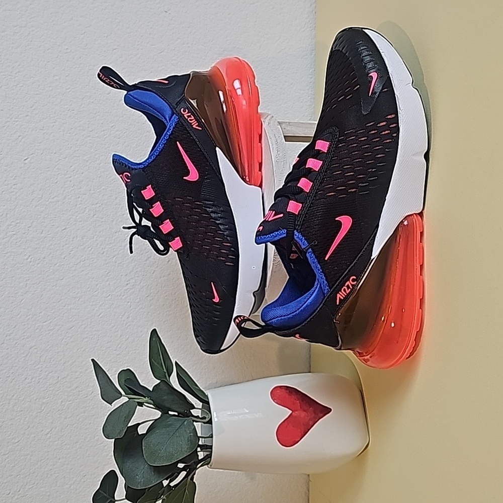 Nike Air Max 270 Women's Shoes